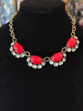 Stella & Dot The MAE Statement Necklace